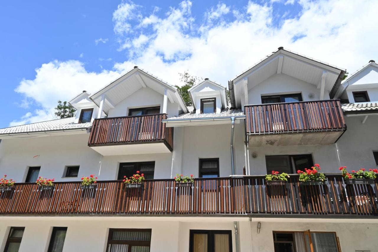 Sobe Grajska Apartment เบลด ภายนอก รูปภาพ
