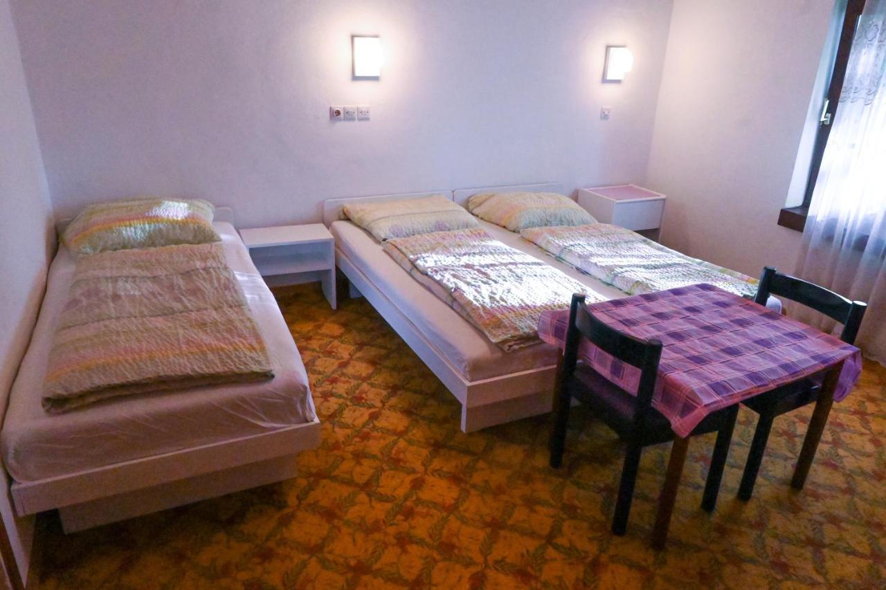 Sobe Grajska Apartment เบลด ภายนอก รูปภาพ